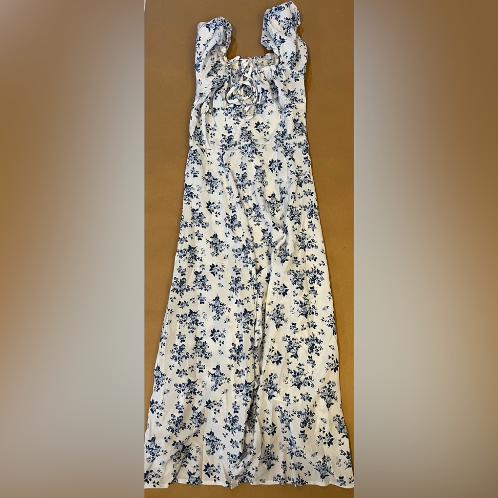 Women's floral sundress whit & blue sleeveless strappy  New XS